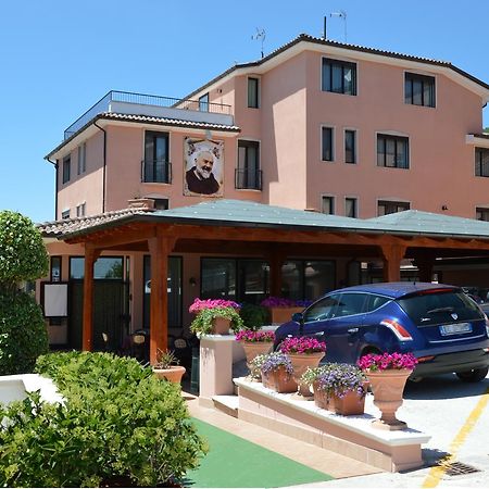 Hotel Rosamarina Σαν Τζιοβάνι Ροτόντο Εξωτερικό φωτογραφία